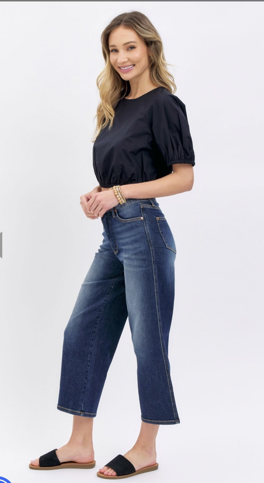 Judy Blue Mid Rise Tummy Control Capris