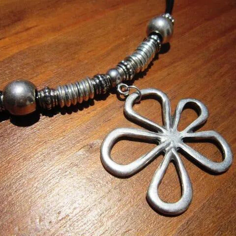 Floral Choker Style Necklace-LAST ONE