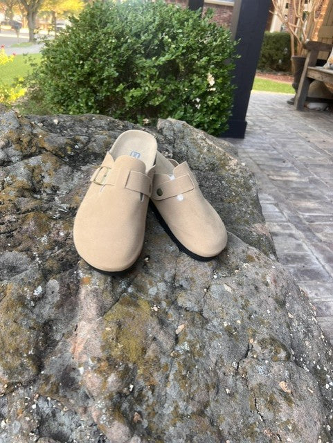 Chill Soles - Tan