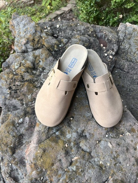 Chill Soles - Tan
