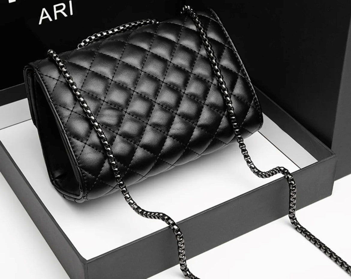 Noir Glam Bag