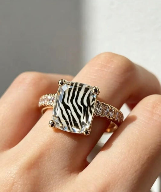 Zebra Ring